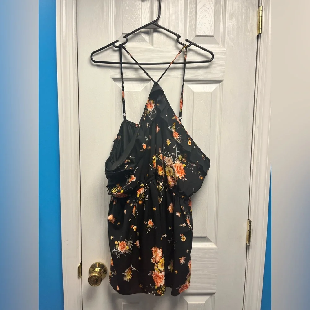 Torrid Tank - Picture 4 of 6